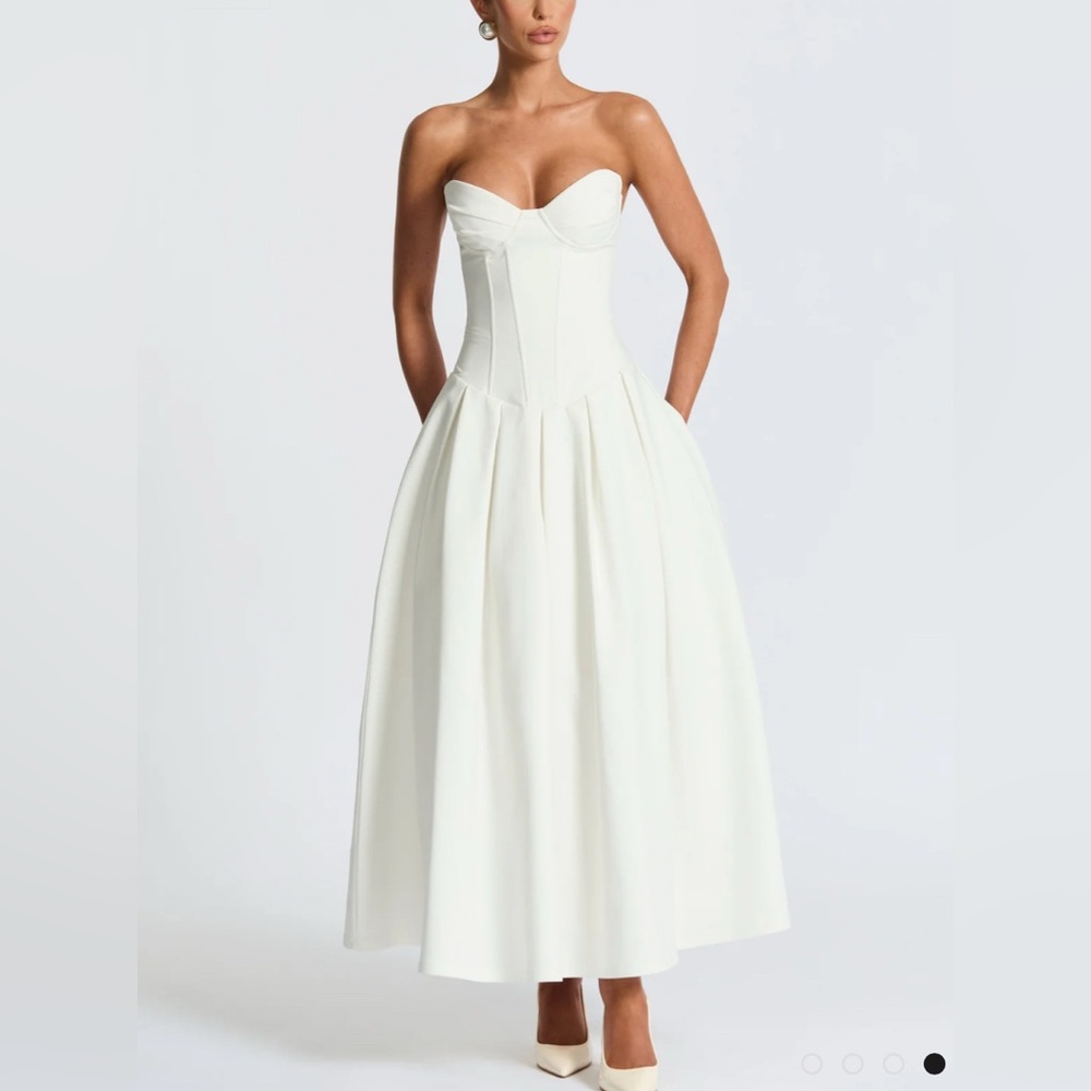 Elegant Strapless White Dress
